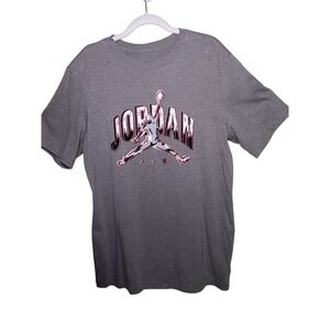 NWOT. Jordan Mens Medium Air Short‎ Sleeve Gray T-shirt